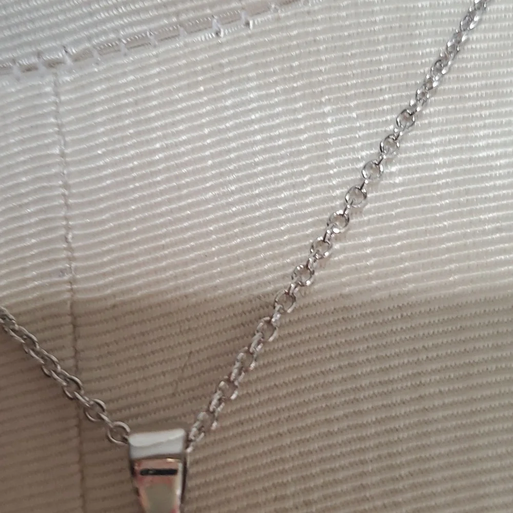 Infinity Rings Necklace - Adjustable Chain - Picture 7 of 9